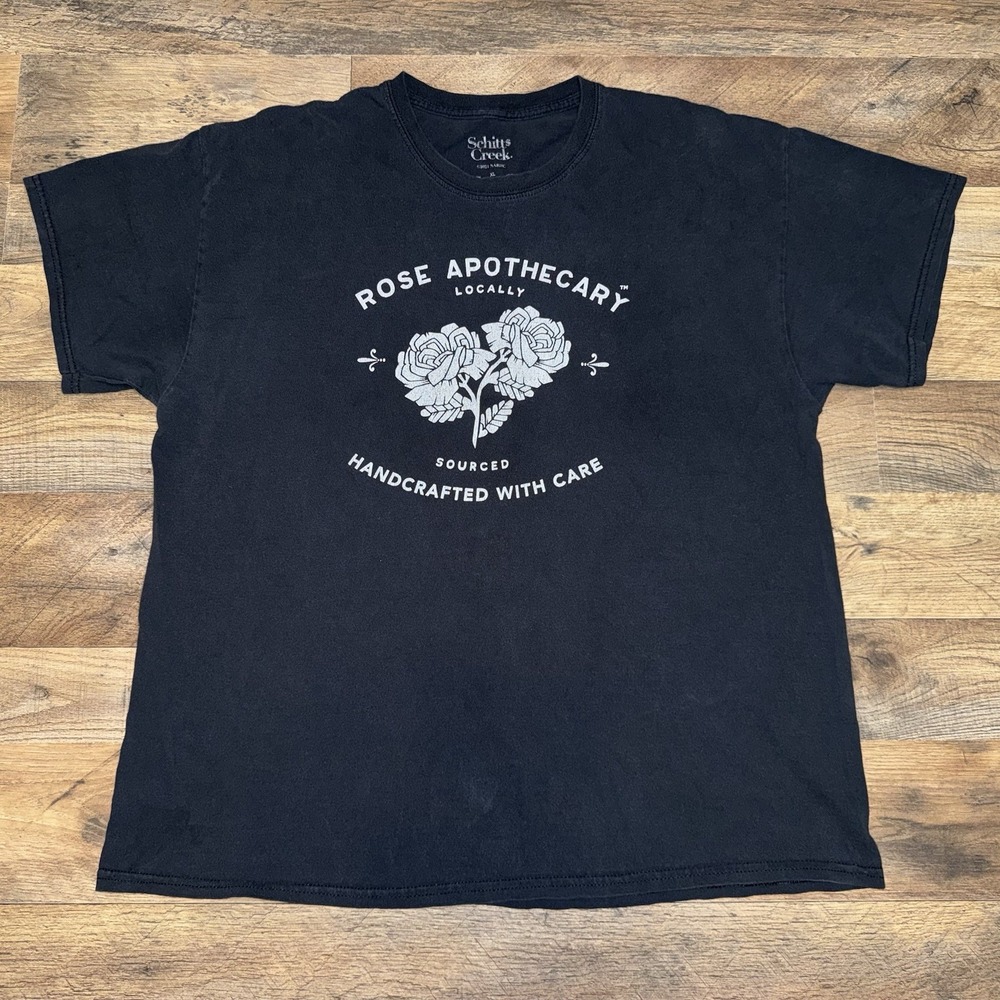 Schitts Creek Rose Apothecary  Black  T-Shirt Size XL